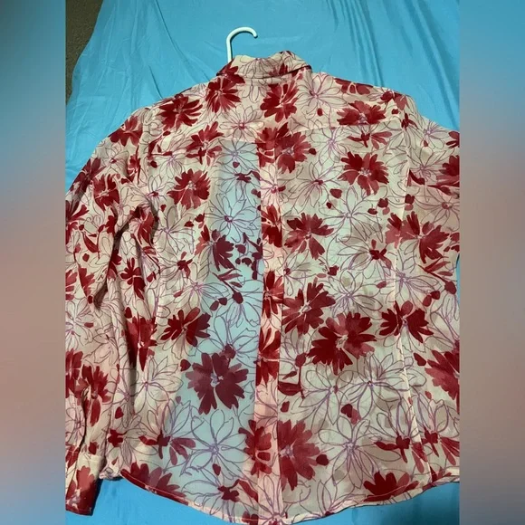 Loro Piana silk poppy button down blouse. Size 48 IT (12 US) - Picture 7 of 8